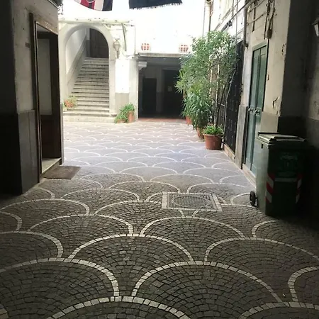 ベッド・アンド・ブレックファスト Marty