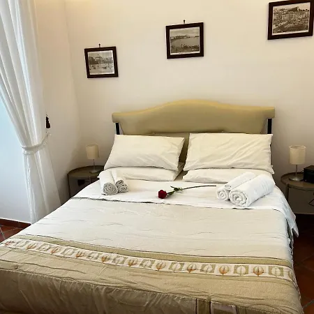 Marty Bed and breakfast Nápoles