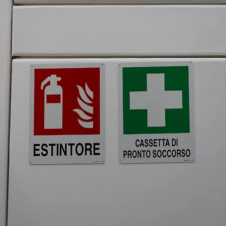 Marty לינה וארוחת בוקר נאפולי